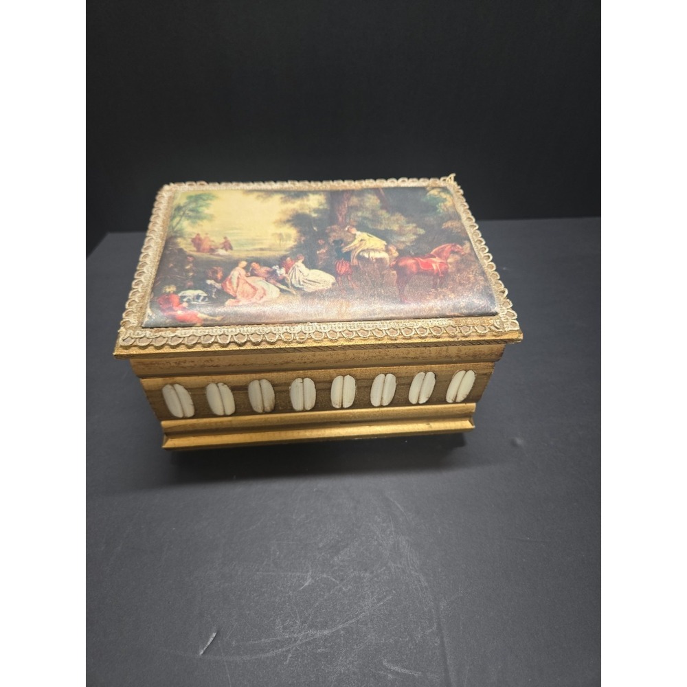 Vintage Japan Music Jewelry Box Gold‎ Romantic Scene Mirror TOYO Love Story Them